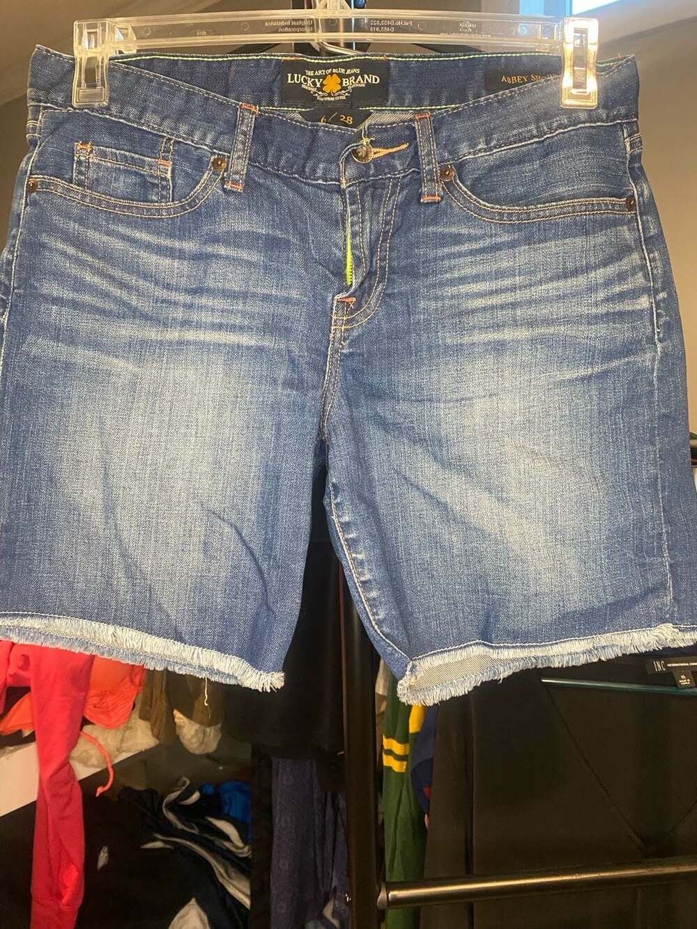 Lucky Brand Abbey Raw Hem Denim Shorts Size 6/28
